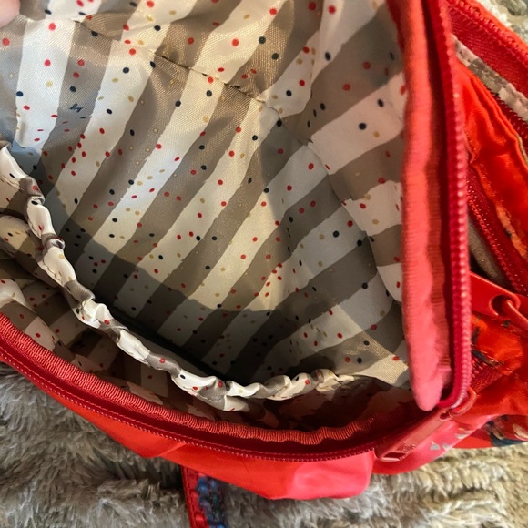 LUG Mambo Crossbody or Shoulder Bag for Travel - Picture 8 of 11